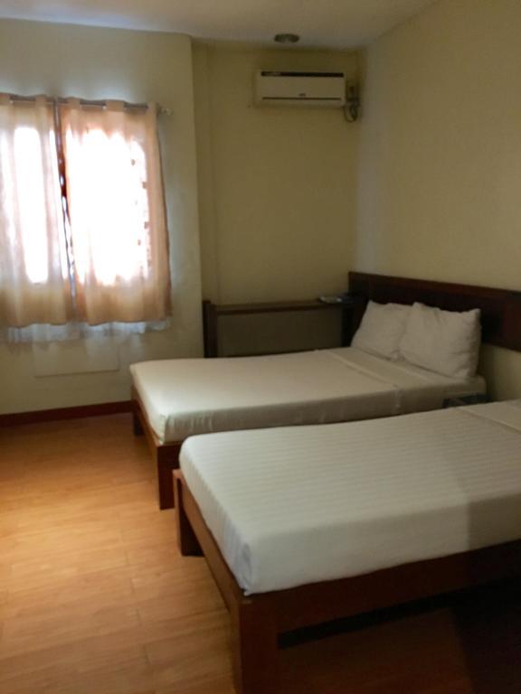 Hotel Ilocos Rosewell Zimmer foto